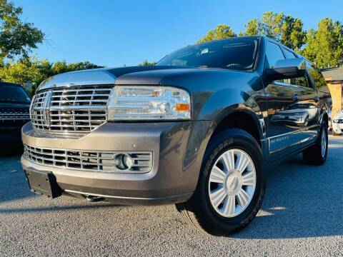 2014 Lincoln Navigator L for sale at Classic Luxury Motors in Buford GA