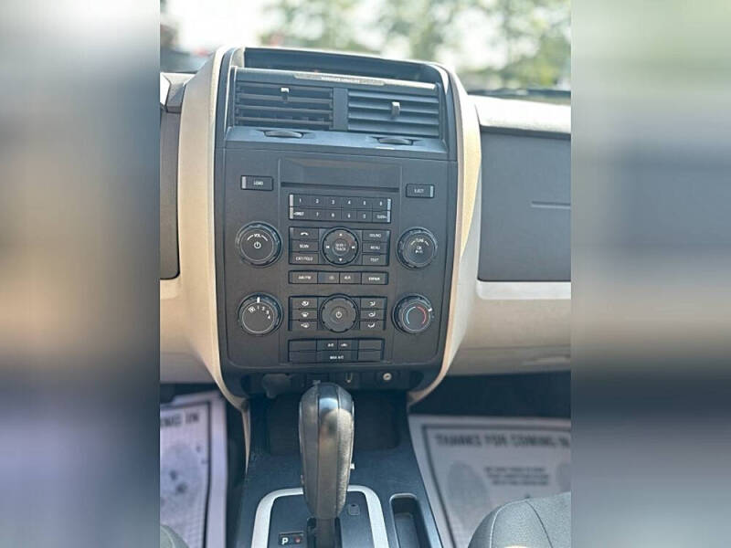 2011 Ford Escape XLS