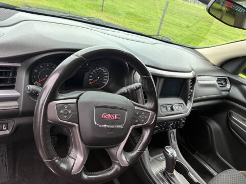 2018 GMC Acadia SLE-2