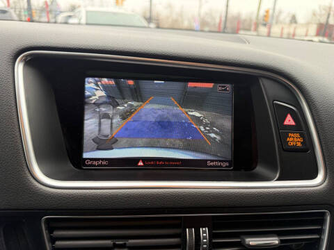 2017 Audi Q5 2.0T quattro Premium Plus