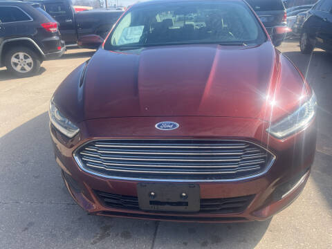 2015 Ford Fusion for sale at EL AMIGO AUTO SALES in Des Moines IA