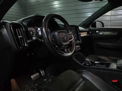 2020 Volvo XC40 T4 R-Design