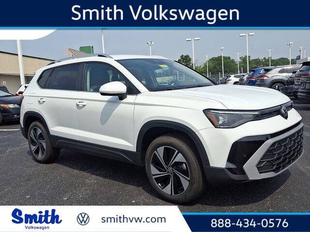 2025 Volkswagen Taos SE 4Motion