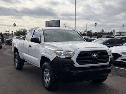 2017 Toyota Tacoma SR