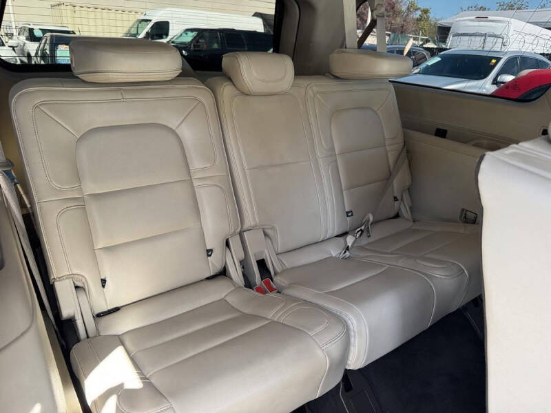 2018 Lincoln Navigator L Select