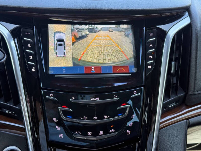 2020 Cadillac Escalade ESV Premium Luxury