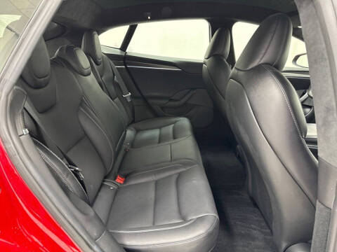 2021 Tesla Model S Plaid