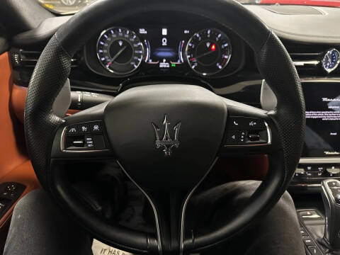 2022 Maserati Quattroporte Modena Q4