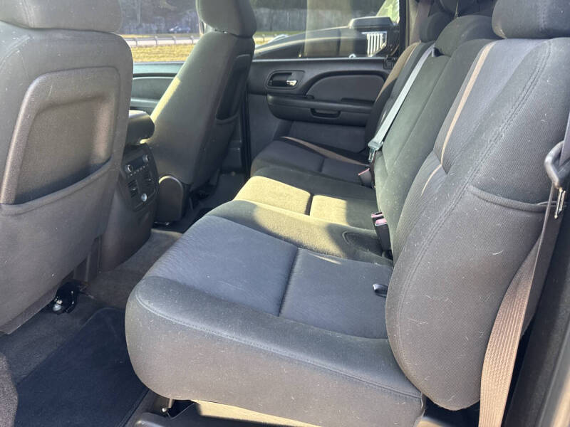 2010 Chevrolet Avalanche LS