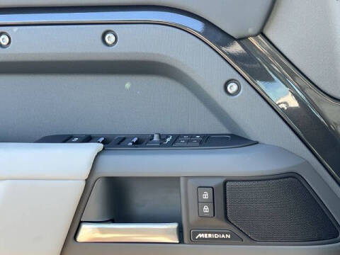 2026 Land Rover Defender 130 P300 S