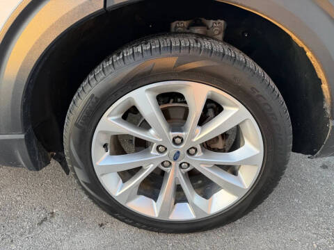 2023 Ford Explorer Platinum