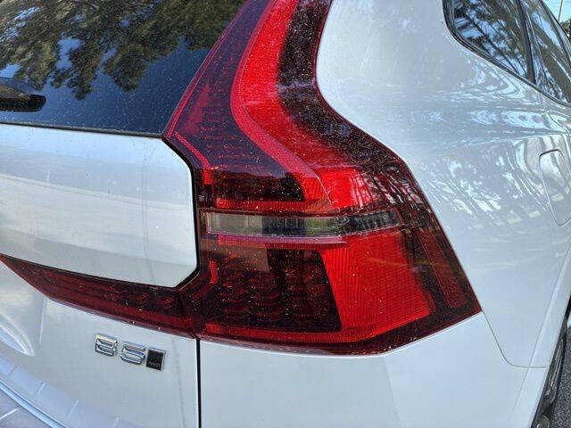 2026 Volvo XC60 B5 Ultra