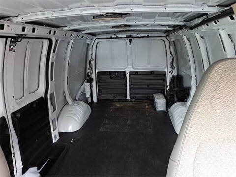 2025 GMC Savana 2500