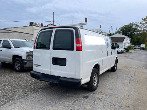 2018 Chevrolet Express 2500