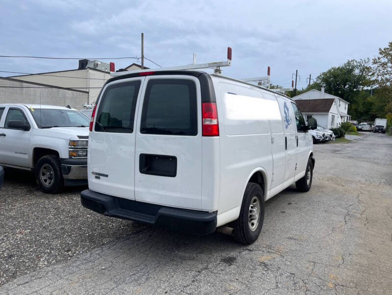 2018 Chevrolet Express 2500