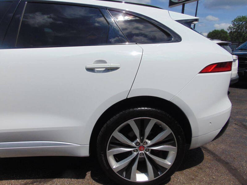 2017 Jaguar F-PACE S