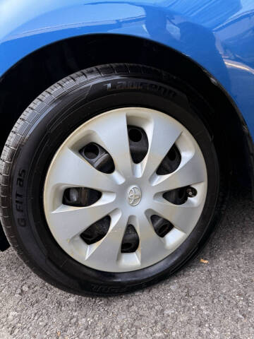 2012 Toyota Prius c Two