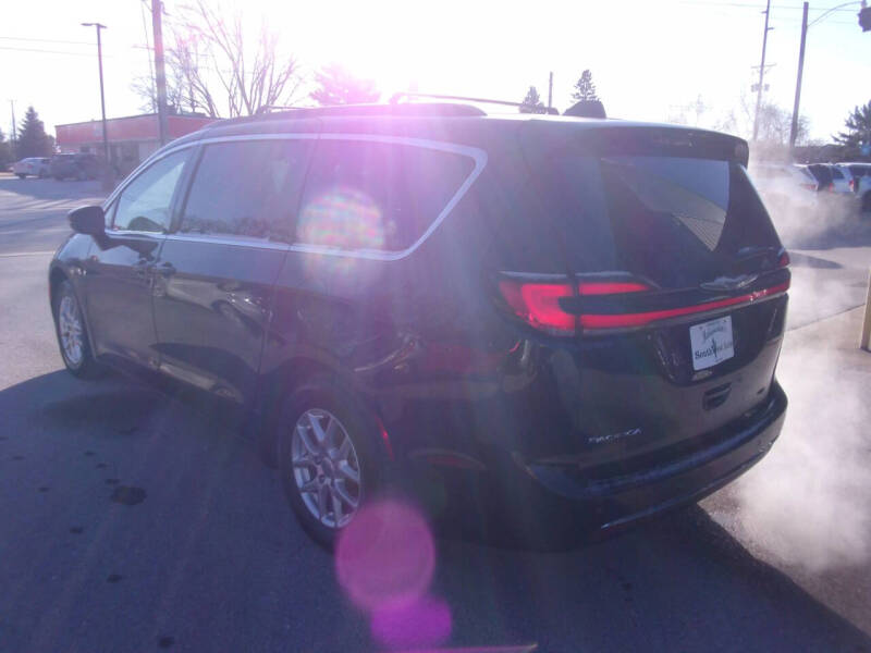 2022 Chrysler Pacifica Touring L