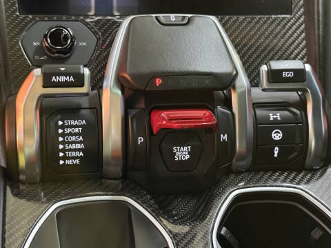 2022 Lamborghini Urus