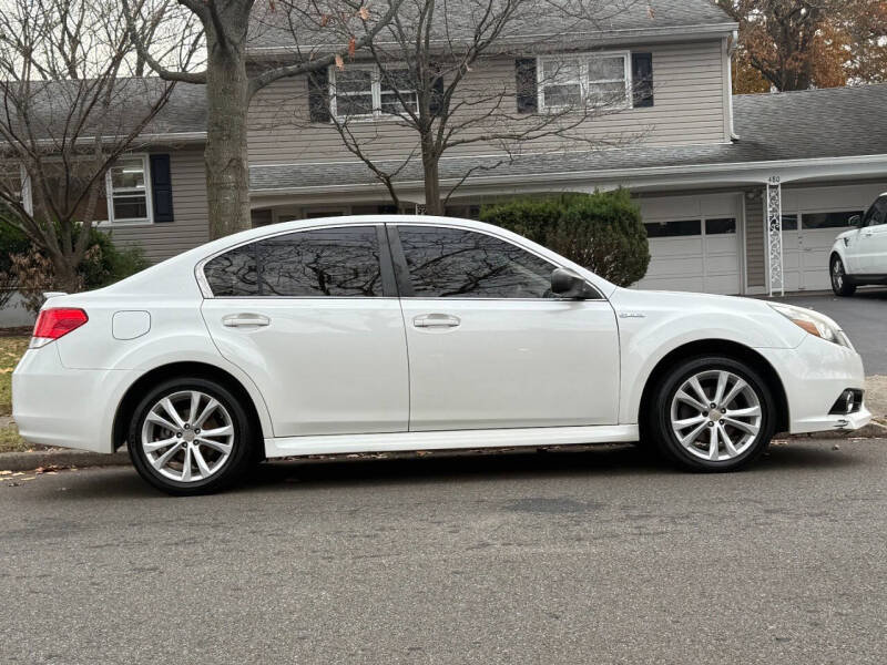 2014 Subaru Legacy 2.5i
