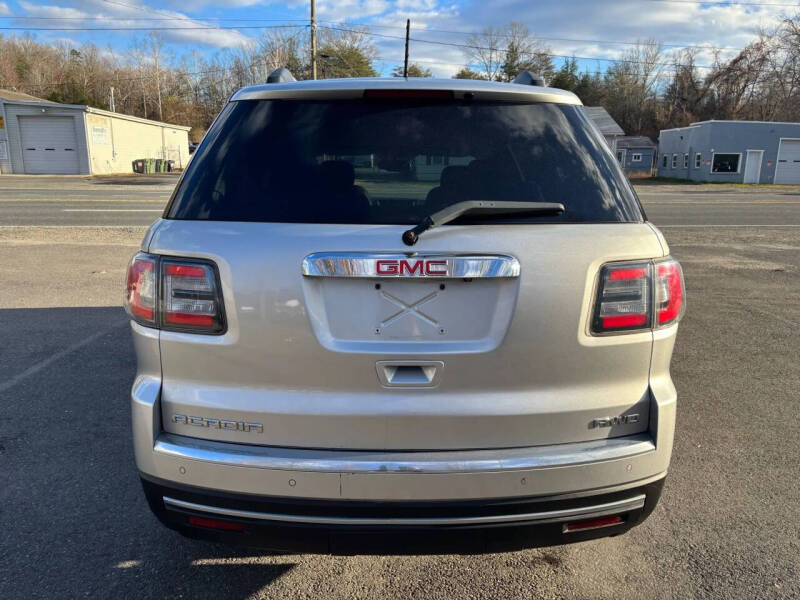 2015 GMC Acadia SLE-2