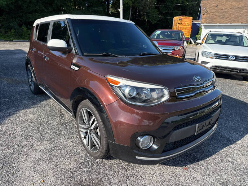 2017 Kia Soul +