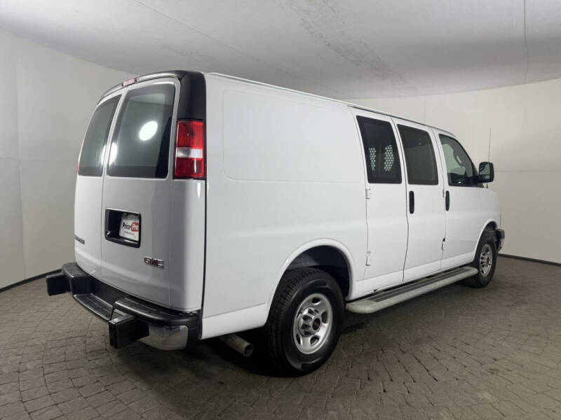 2024 GMC Savana 2500