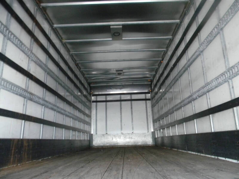 2017 Freightliner M2 106