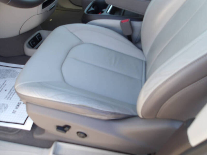 2017 Chrysler Pacifica Touring Plus