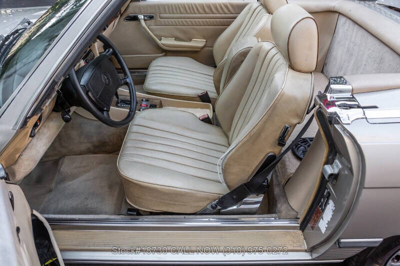 1987 Mercedes-Benz 560SL