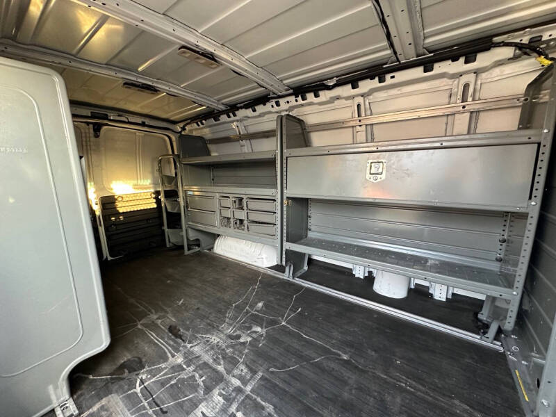 2018 Chevrolet Express 2500