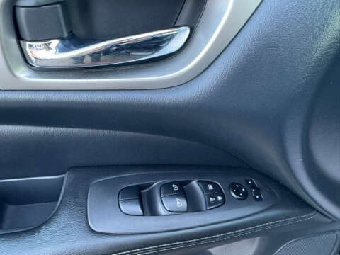 2013 Nissan Pathfinder SL