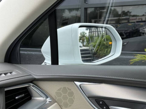 2017 Cadillac XT5 Premium Luxury