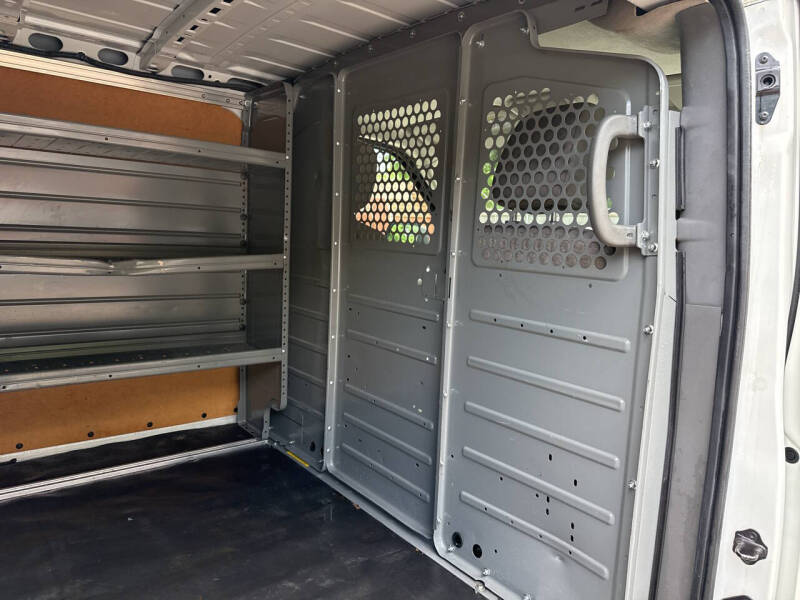 2020 Nissan NV 1500 SV