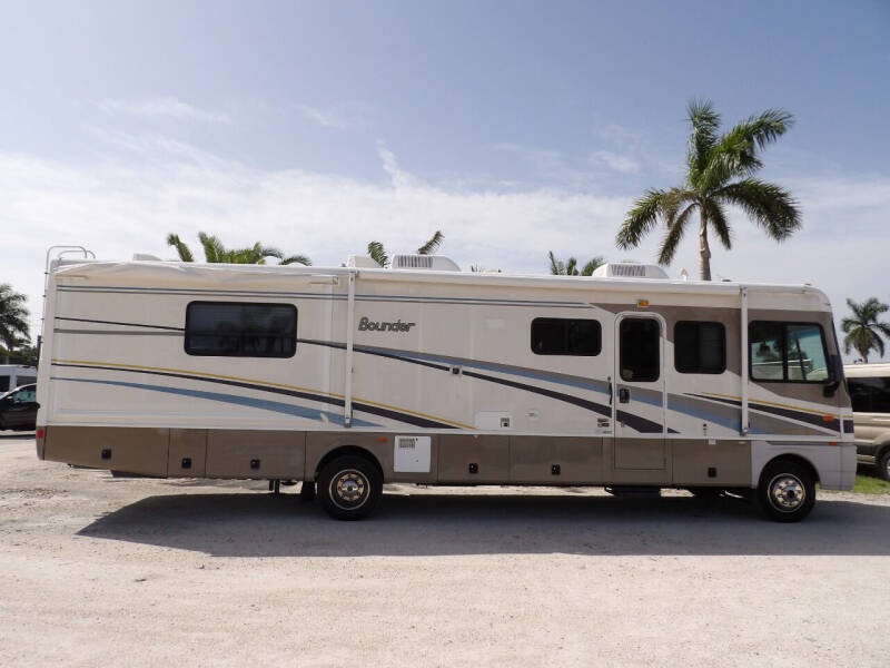 2004 Fleetwood RV 35e
