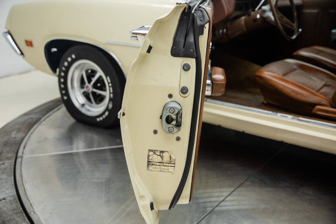 1970 Ford Torino 65