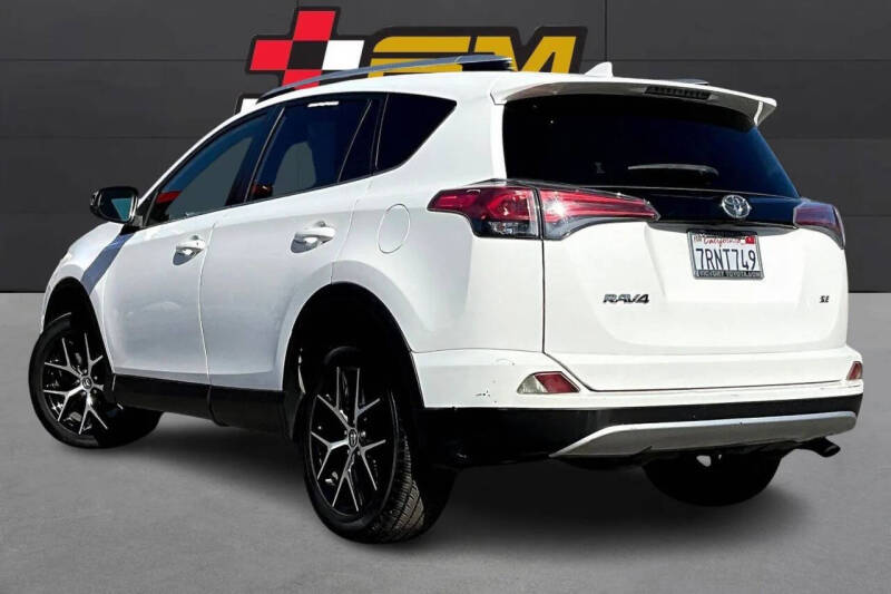 2016 Toyota RAV4 SE