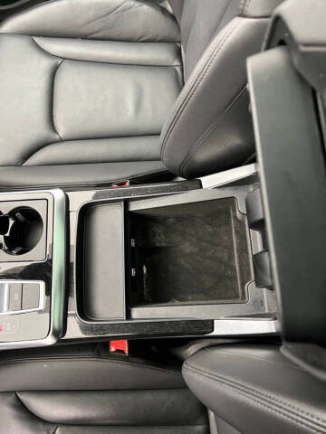 2022 Audi Q7 quattro Premium Plus 55 TFSI