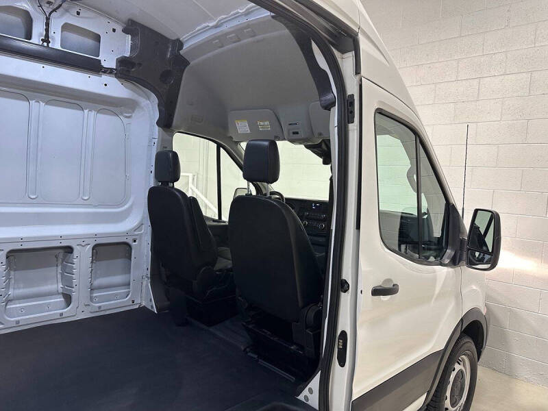 2024 Ford Transit 250
