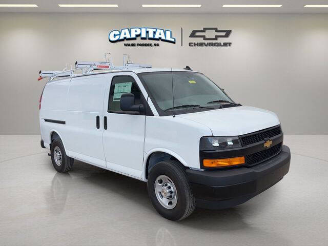 2025 Chevrolet Express 2500