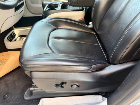 2021 Chrysler Voyager LXi