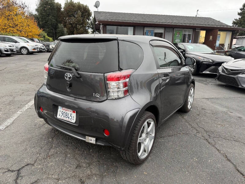 2014 Scion iQ