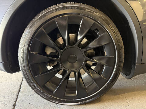 2020 Tesla Model Y Long Range