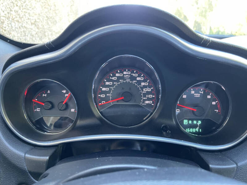 2012 Dodge Avenger SE