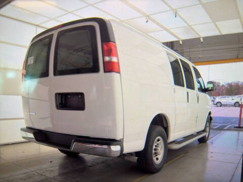 2024 Chevrolet Express 2500