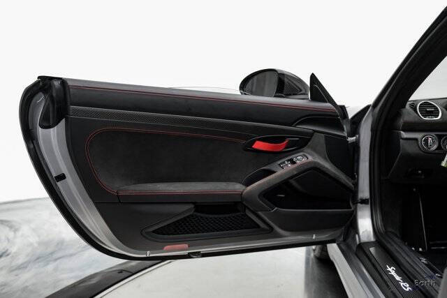 2024 Porsche 718 Boxster Spyder RS