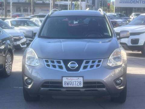 2013 Nissan Rogue SV w/SL Package