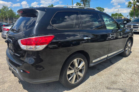 2013 Nissan Pathfinder Platinum