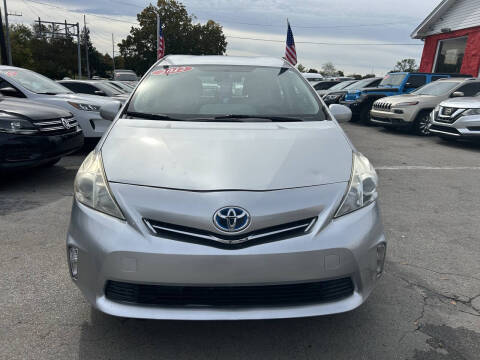 2012 Toyota Prius v Three