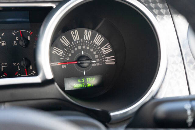 2008 Ford Mustang 31
